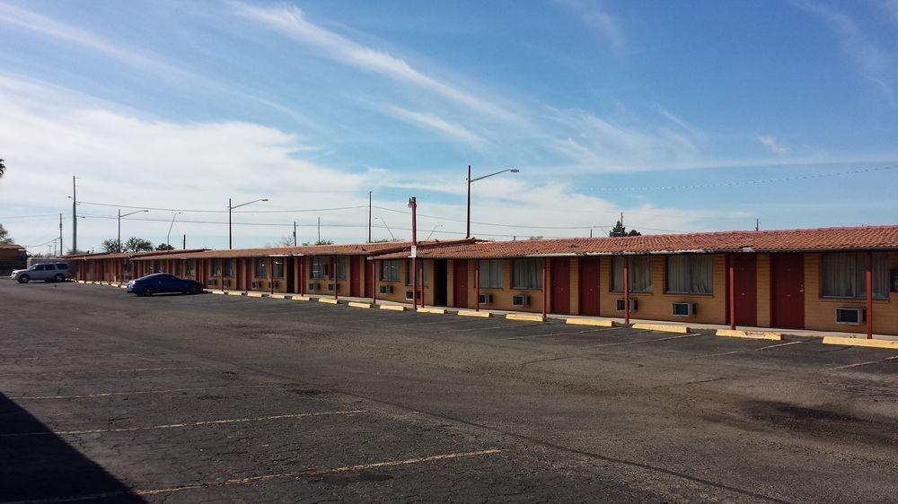 Hotel Mccoy - Art, Coffee, Beer, Wine Tucson Exterior photo